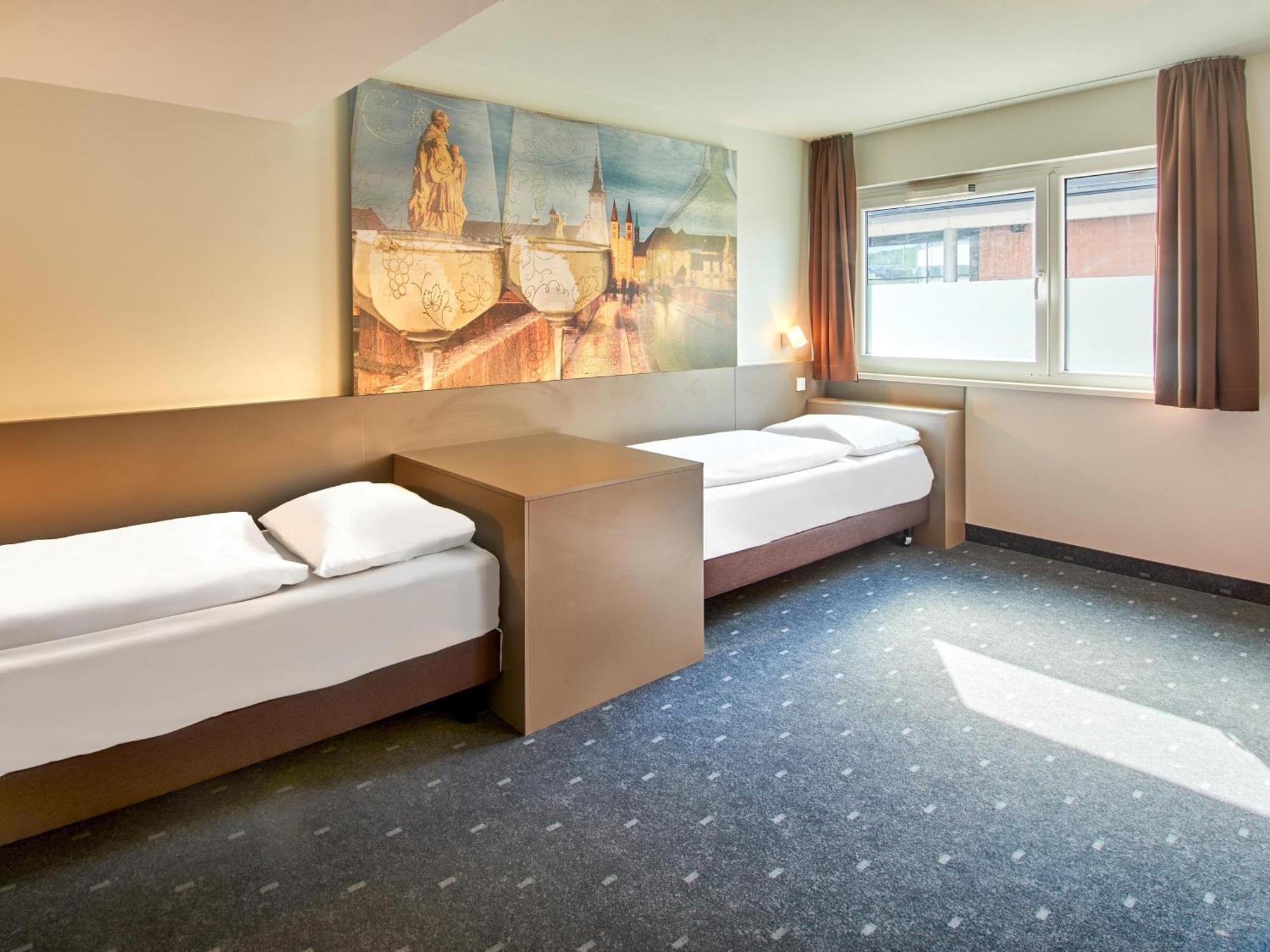 Hotel Wuerzburg-city 3*