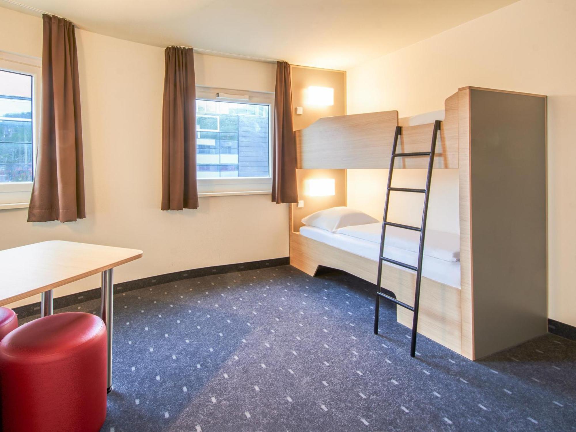Wuerzburg-city Hotel 3*