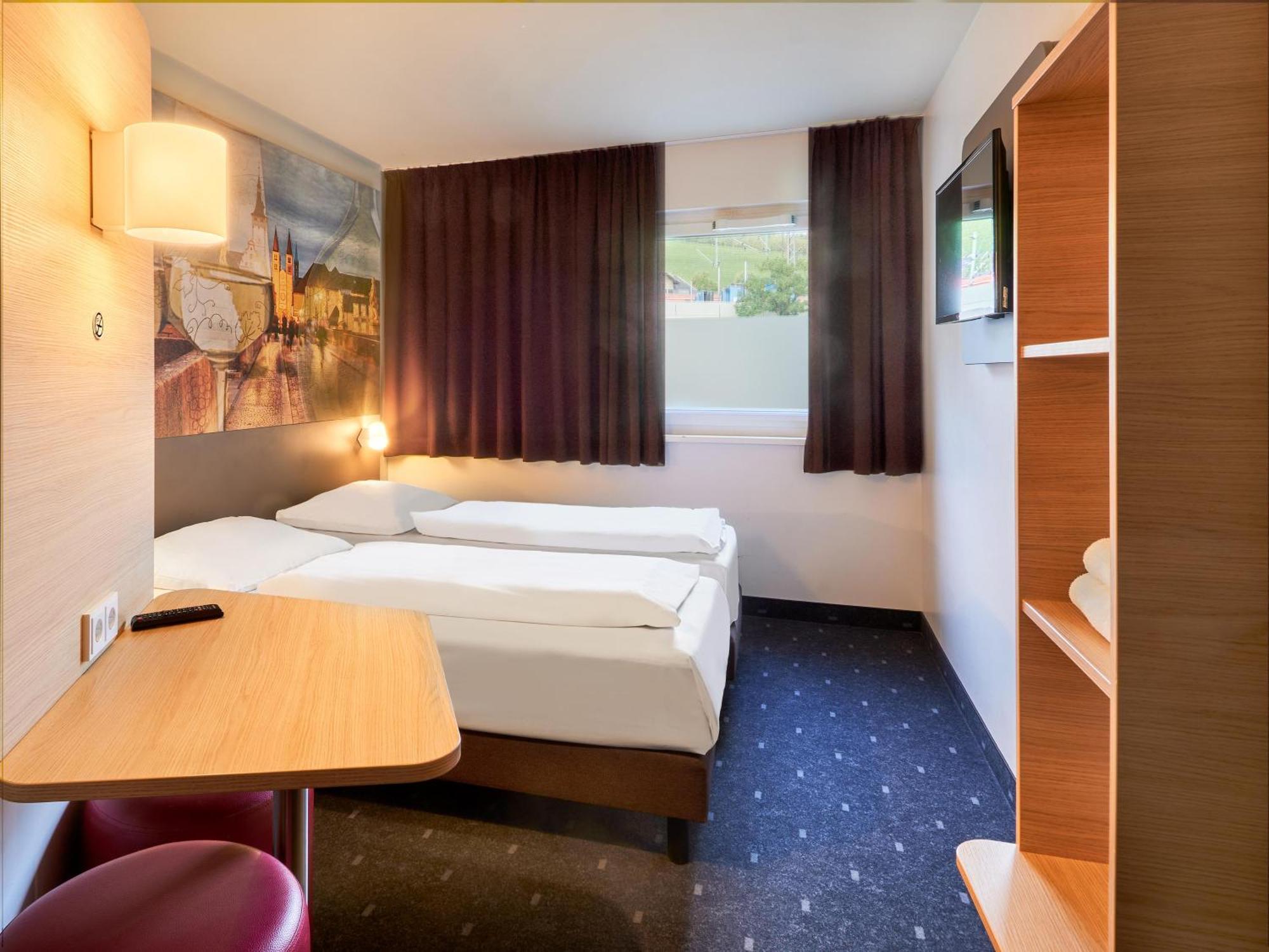 Hotel Wuerzburg-city 3*