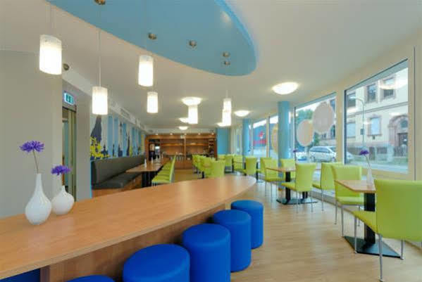 Wuerzburg-city Hotel 3*